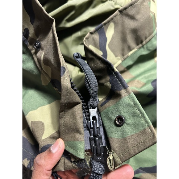 US Military Cold Weather Parka Woodland Camo Men Large Long 8415-01-228-1320 - Picture 8 of 8